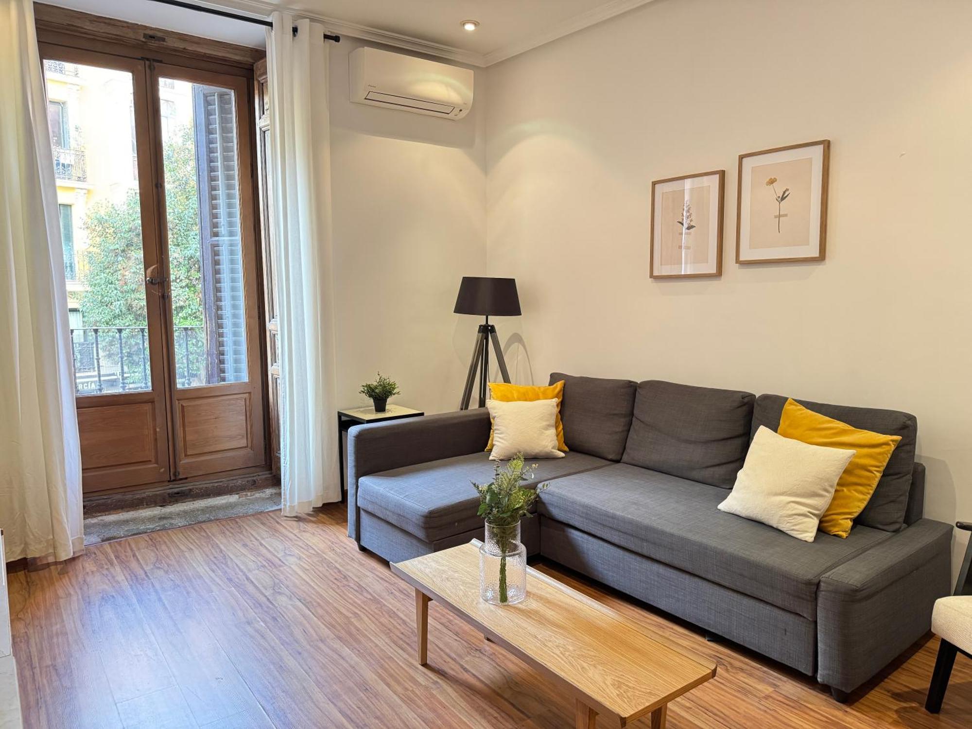 Apartamento a dos pasos de la Plaza Mayor Madrid Exterior foto