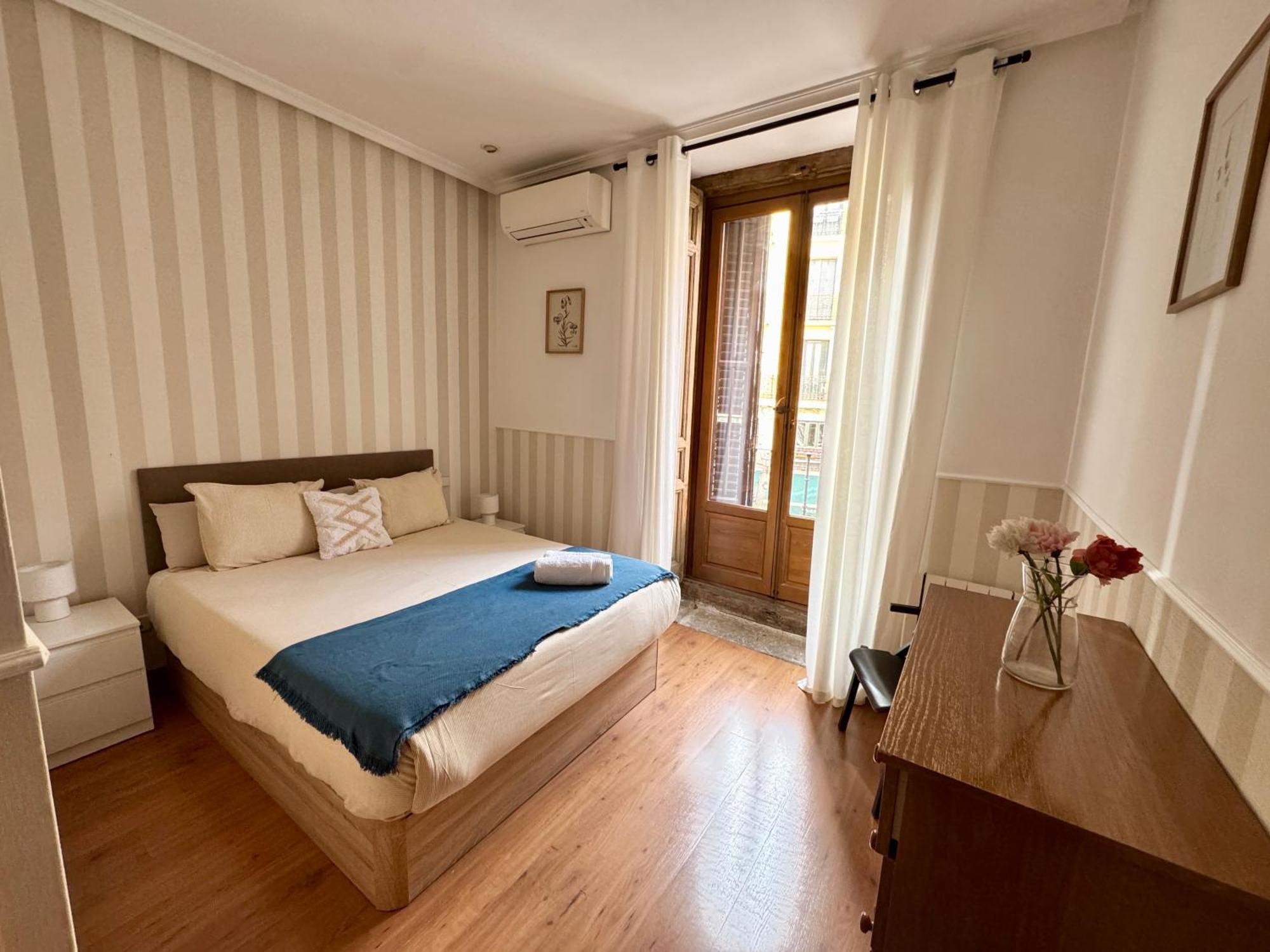 Apartamento a dos pasos de la Plaza Mayor Madrid Exterior foto